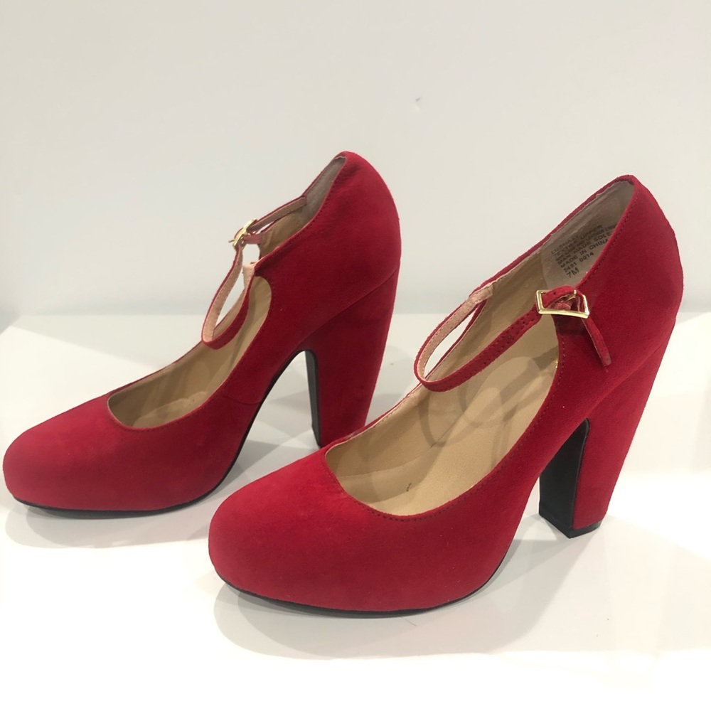 Nine Wes Red Velvet Pumps
